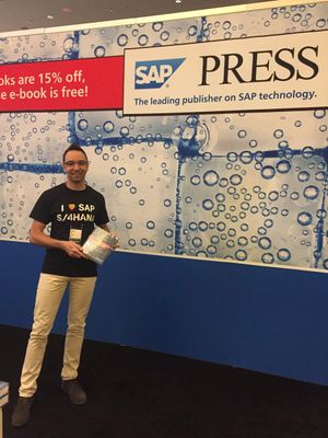 Presenting my new SAP S/4HANA Migration book at the SAP PRESS booth